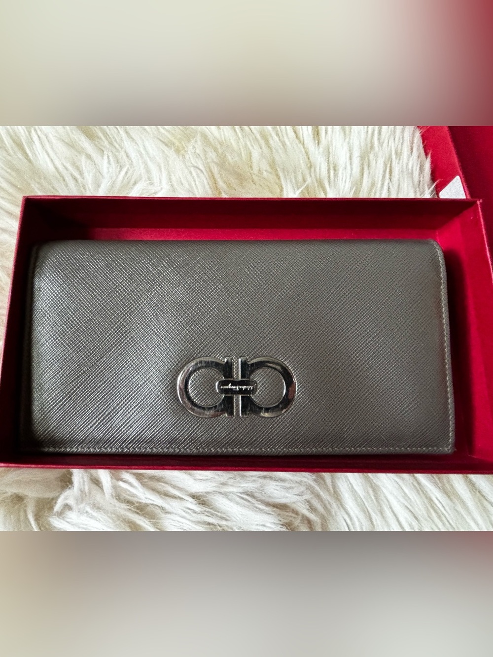 Salvatore Ferragamo Metallic Silver Textured Leather Card Holder